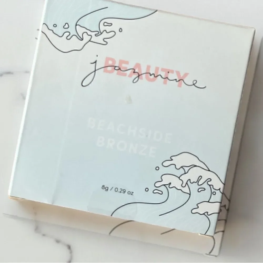 Jazmine Beauty Beachside Bronze lightweight and natural looking bronzing powder